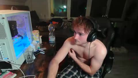 Snapshot of wollenjunge2006 chatting on November 2025 09:58:01 PM wollenjunge2006 online show from November 2025 09:58:01 PM