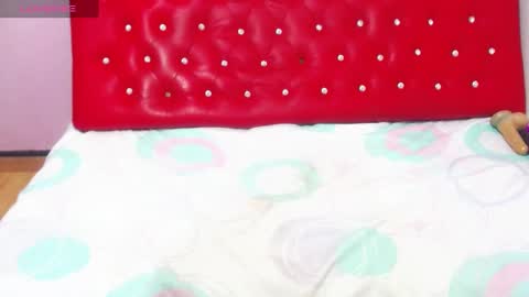 Snapshot of wonderfuldiana chatting on February 2025 12:40:01 PM online show from February 2025 12:40:01 PM