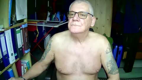 Always Horny online show from December 2025 12:00:02 PM