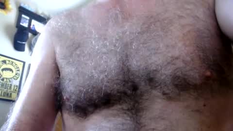 Snapshot of woodiesays chatting on November 2025 04:51:02 PM WoodieSays online show from November 2025 04:51:02 PM