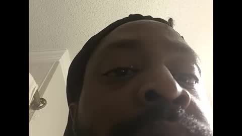 Snapshot of woodpipe69 chatting on September 2025 11:52:02 PM Woodpipe69 online show from September 2025 11:52:02 PM