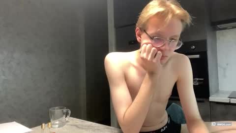 Snapshot of woods_jerk chatting on October 2025 08:10:01 PM Mitya online show from October 2025 08:10:01 PM