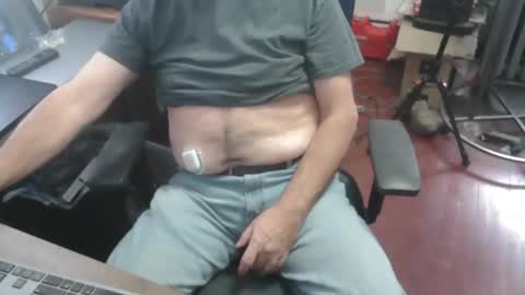 woodworker6473 online show from January 2026 06:33:01 PM