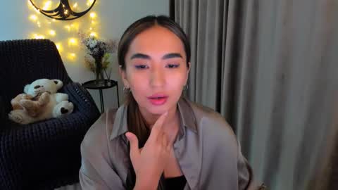 Snapshot of worldofkim chatting on February 2026 05:35:01 PM dudetta Kim online show from February 2026 05:35:01 PM