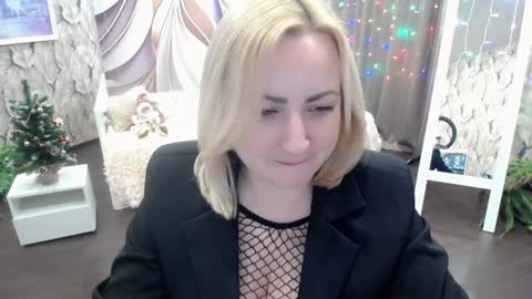 wow_co online show from December 2024 02:00:02 PM