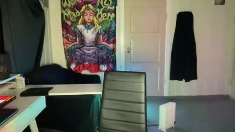 wulffi95 online show from February 2026 12:51:02 AM