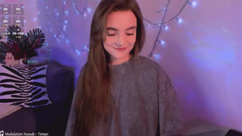 Sonya online show from October 2025 10:11:02 PM