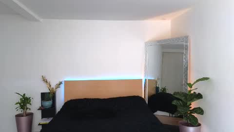 wyatt online show from September 2025 07:36:02 PM