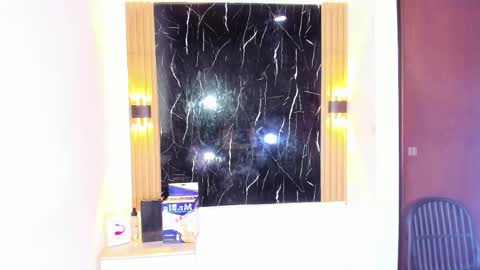 wyatt online show from October 2025 04:05:02 AM