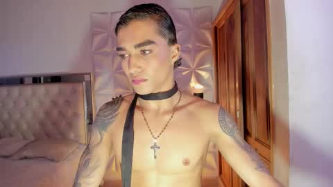 wyatt online show from November 2025 04:37:01 AM