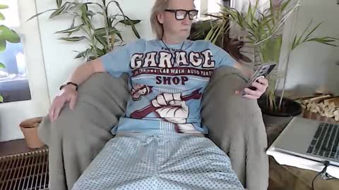 WyattEarp64 online show from April 2026 08:31:01 AM