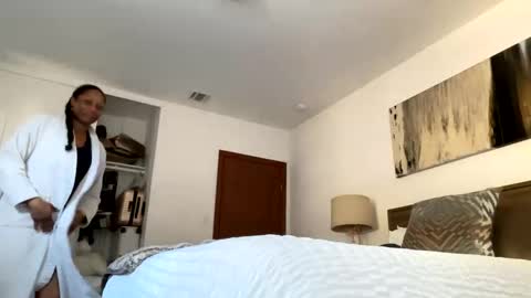 Snapshot of wynterheat chatting on December 2024 09:02:01 PM Wynter Heat online show from December 2024 09:02:01 PM