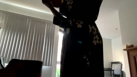 Snapshot of wynterheat chatting on December 2024 10:47:02 PM Wynter Heat online show from December 2024 10:47:02 PM