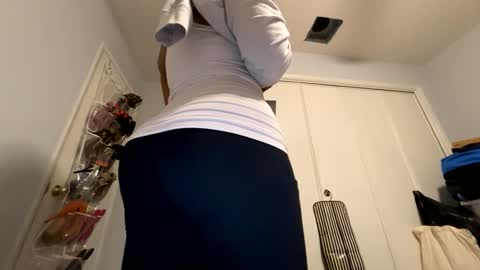 Snapshot of wynterheat chatting on January 2025 12:53:01 PM Wynter Heat online show from January 2025 12:53:01 PM