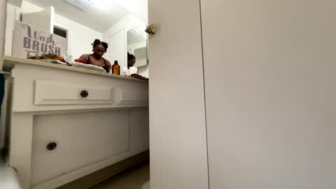 Snapshot of wynterheat chatting on February 2025 08:42:01 PM Wynter Heat online show from February 2025 08:42:01 PM