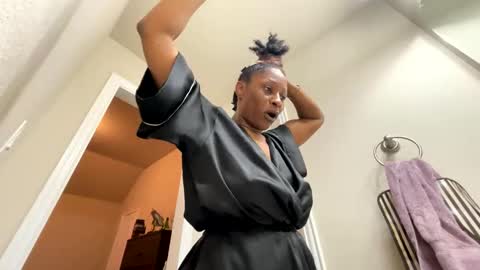 Snapshot of wynterheat chatting on October 2025 07:20:02 AM Wynter Heat online show from October 2025 07:20:02 AM