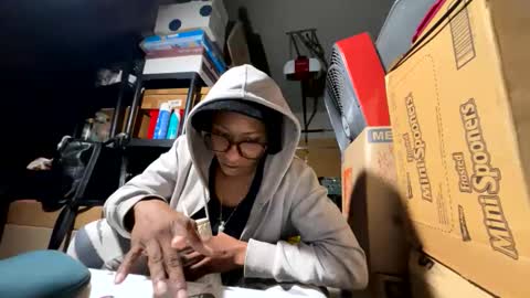 Snapshot of wynterheat chatting on October 2025 08:49:01 AM Wynter Heat online show from October 2025 08:49:01 AM