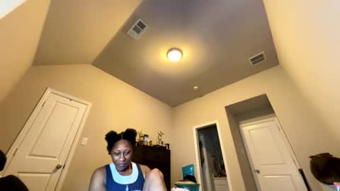 Snapshot of wynterheat chatting on November 2025 06:52:02 PM Wynter Heat online show from November 2025 06:52:02 PM