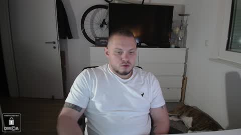 Snapshot of x19marco93x chatting on December 2024 05:25:01 PM x19marco93x online show from December 2024 05:25:01 PM