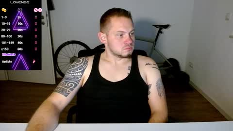 x19marco93x online show from November 2025 07:10:01 PM