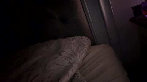 Mariah  online show from November 2025 04:35:02 AM