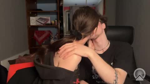 Philipp and Este online show from April 2026 02:36:02 AM