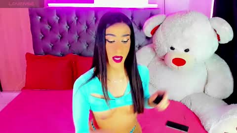 Maria Juliana online show from February 2025 02:00:01 PM