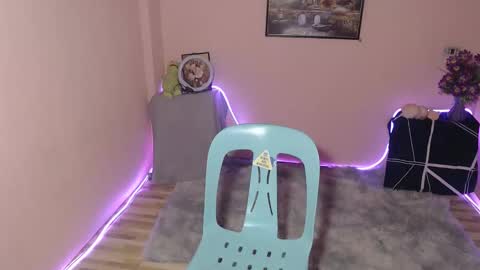 Jemy online show from November 2025 03:01:01 PM