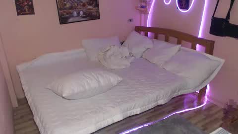 Jemy online show from February 2026 10:11:01 AM