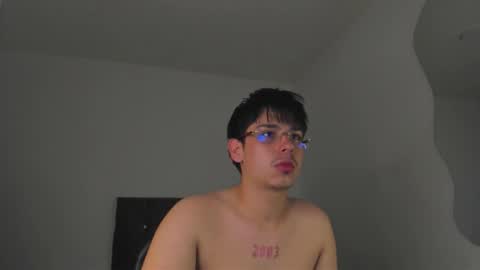 Snapshot of x_miller chatting on October 2025 07:14:01 AM x_miller online show from October 2025 07:14:01 AM