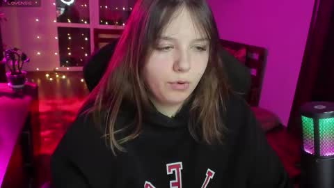 Snapshot of x_nirvana_x chatting on January 2026 04:48:02 AM LOVE NERDS ONLY online show from January 2026 04:48:02 AM