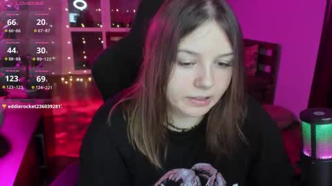 Snapshot of x_nirvana_x chatting on January 2026 04:59:02 AM LOVE NERDS ONLY online show from January 2026 04:59:02 AM