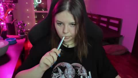 Snapshot of x_nirvana_x chatting on February 2026 05:04:01 AM LOVE NERDS ONLY online show from February 2026 05:04:01 AM