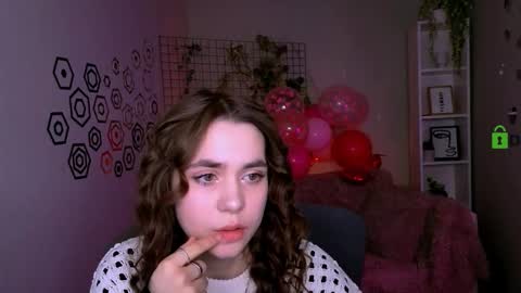 Yasmin online show from February 2026 10:27:02 AM