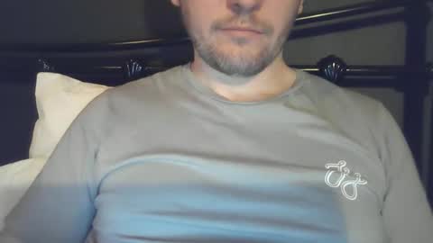 Snapshot of x_yes chatting on December 2025 07:40:02 PM x_yes online show from December 2025 07:40:02 PM