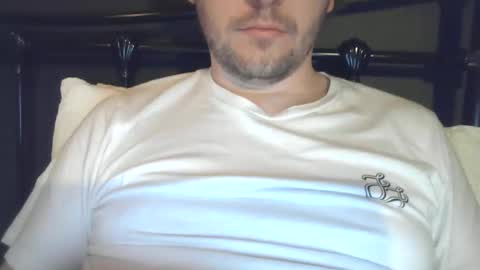 Snapshot of x_yes chatting on January 2026 05:16:01 PM x_yes online show from January 2026 05:16:01 PM