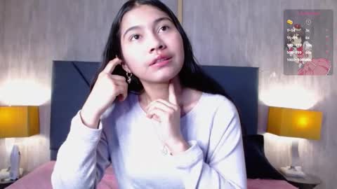 aurora  online show from November 2025 03:16:01 AM