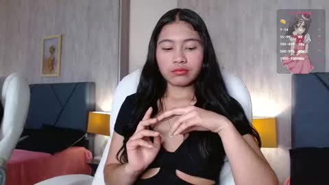 aurora  online show from November 2025 03:06:02 AM