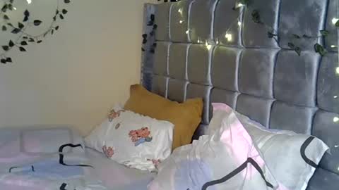 Snapshot of xalia_caramel chatting on July 2026 09:39:01 PM Alexa online show from July 2026 09:39:01 PM