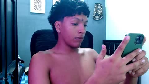 Xander bonnet online show from January 2025 03:18:01 PM