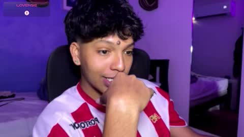 Xander bonnet online show from December 2025 04:49:02 PM