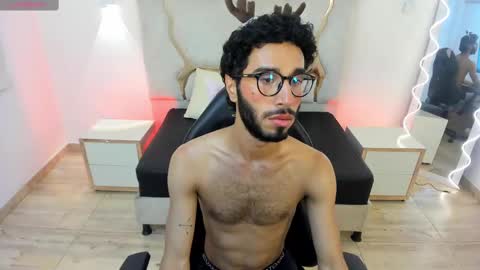 ISSANDER online show from December 2024 07:45:01 PM