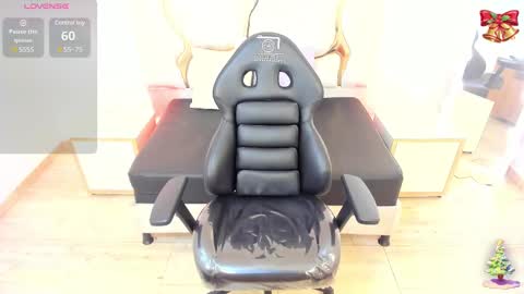 ISSANDER online show from December 2024 11:02:02 PM