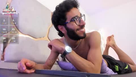 ISSANDER online show from December 2024 07:38:02 PM