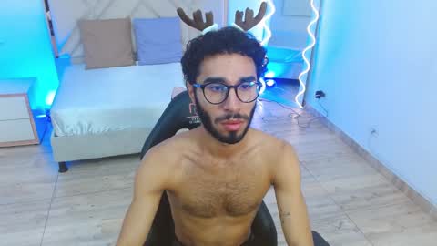 ISSANDER online show from December 2024 11:51:02 AM