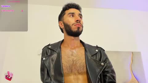 ISSANDER online show from December 2024 10:59:02 PM