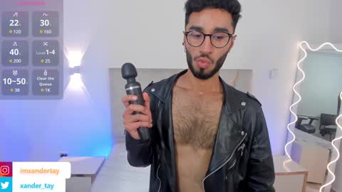 ISSANDER online show from January 2025 08:49:01 PM