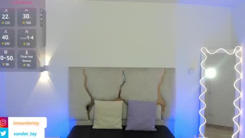 ISSANDER online show from January 2025 07:40:01 PM