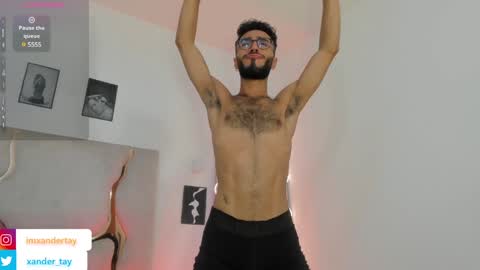 ISSANDER online show from February 2025 08:02:02 PM