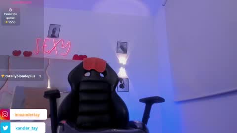 ISSANDER online show from March 2025 01:31:02 AM